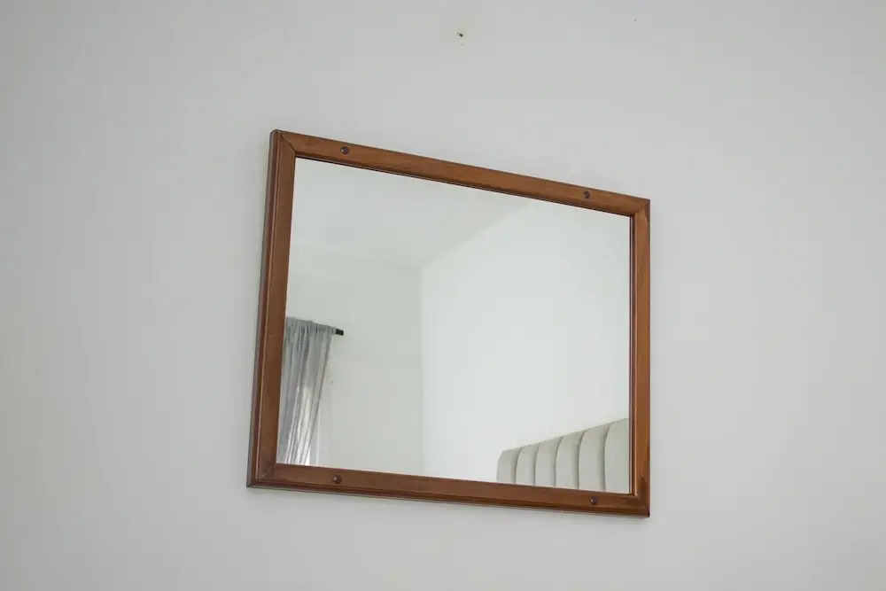 Centrally Located 1 Bedroom Apartment - 2361