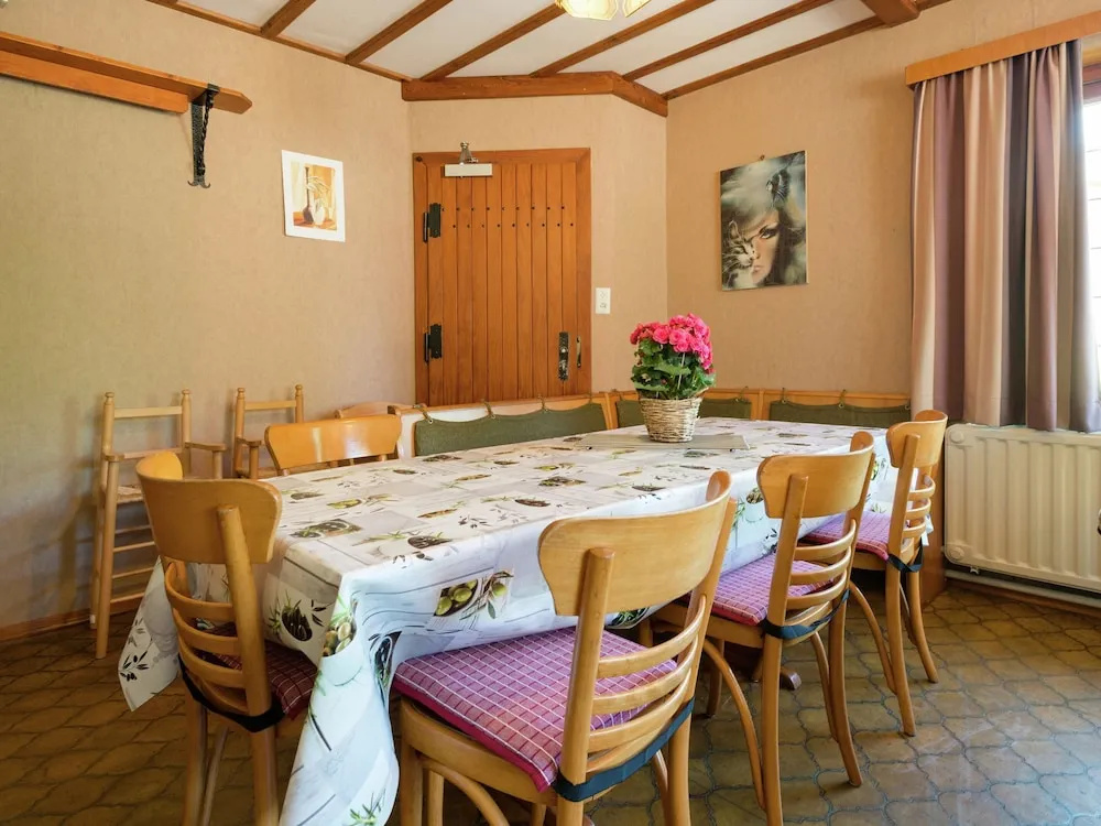 Spacious holiday home with large garden
