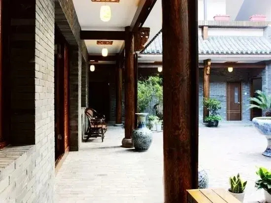 Shaoxing Dayue Xiaoyuan Culture Theme Hotel (Lu Xun's hometown Shenyuan Branch)