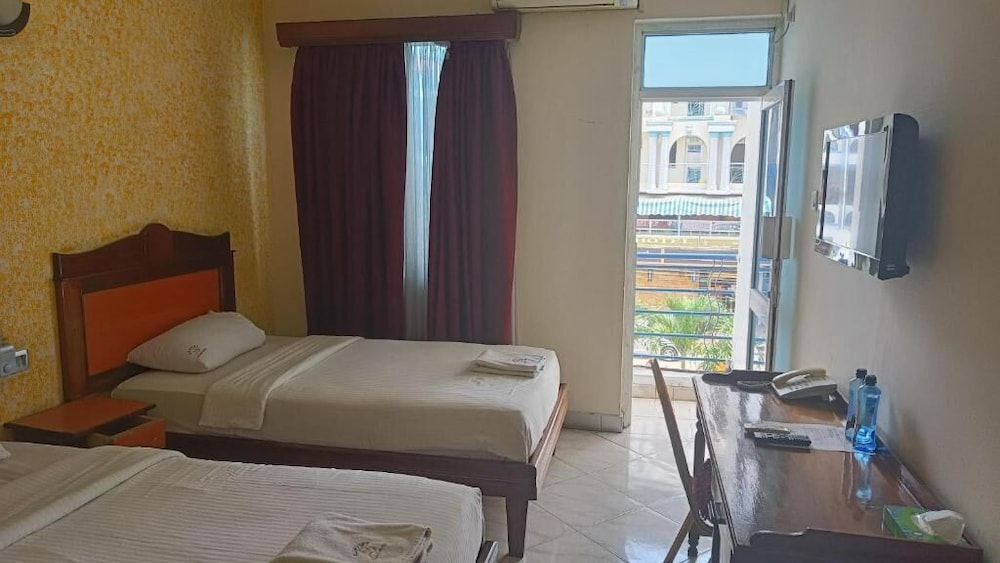 Suhufi Palace Hotel
