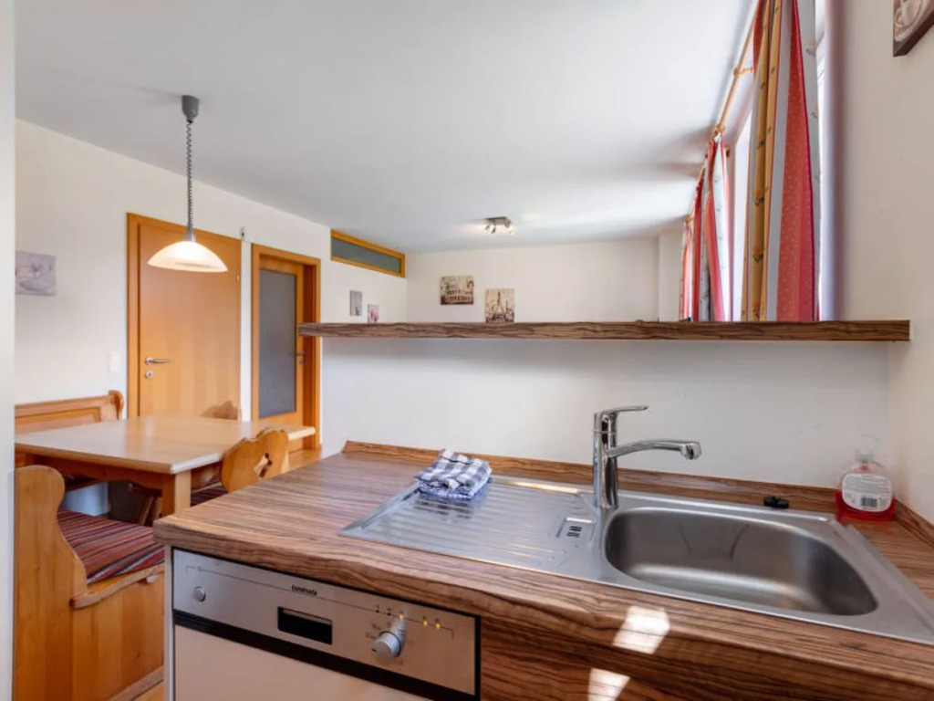 Apartment Top 5 by Interhome