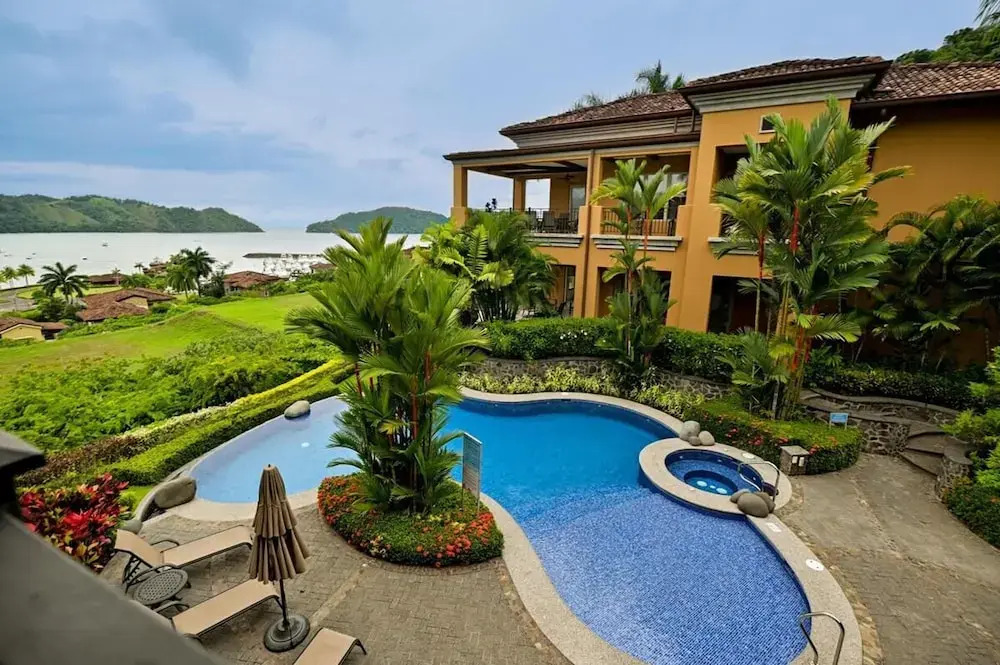 CR Luxury Terrazas 3A 3 Bdrm