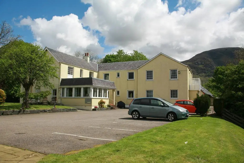 Glenlochy Nevis Bridge Apartments