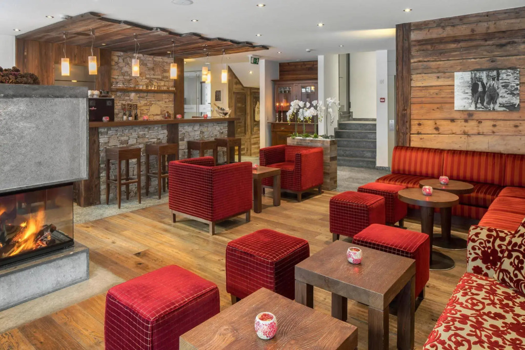 The Phoenix Fitness Hotel & free Spa Access at Alpen Resort