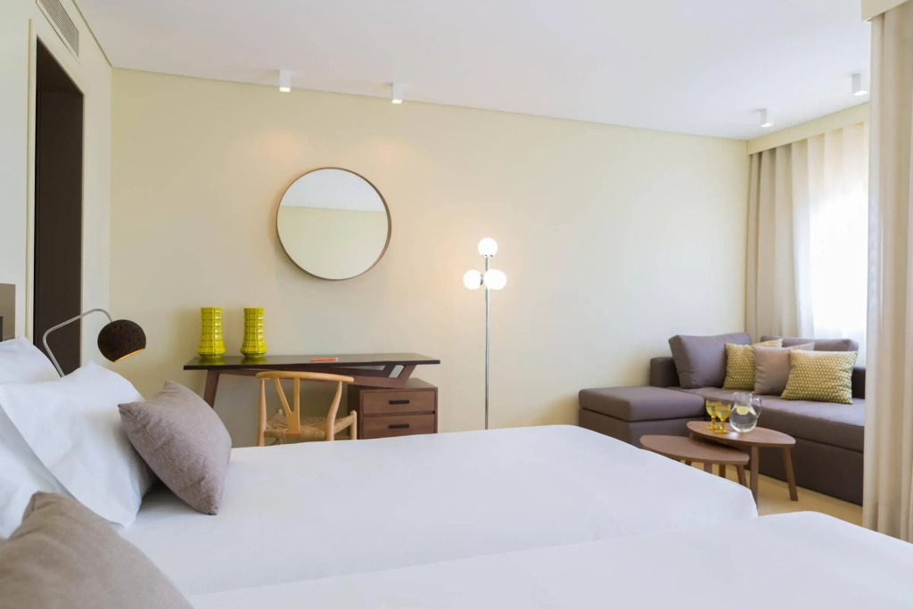 OZADI Tavira Hotel