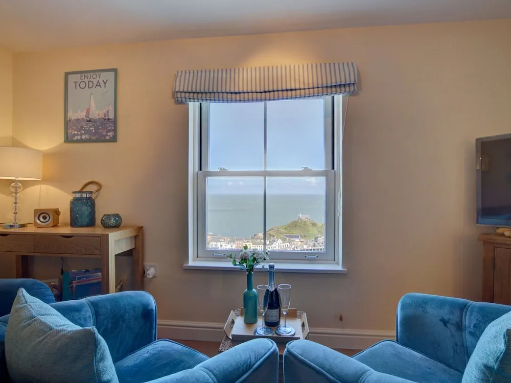 Beautiful apartment in Ilfracombe near sea
