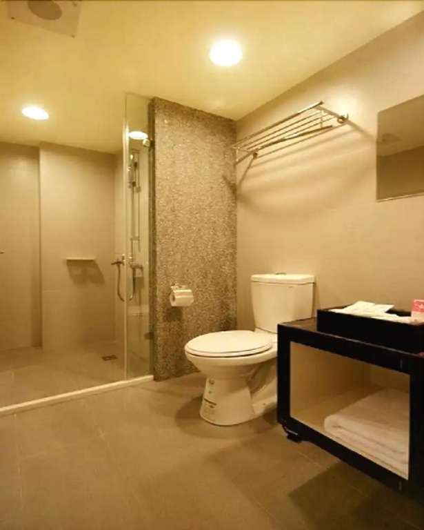 Skyroom 2