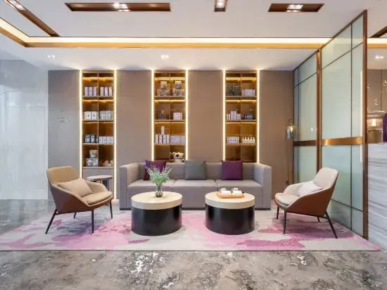 Lavande Hotel (Xinle Shijiazhuang Airport River Beibeiyuan Branch)