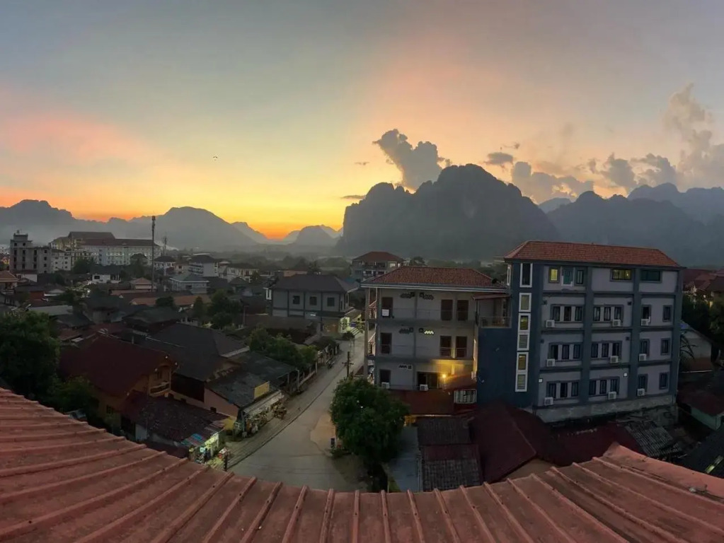 Easy go backpacker hostel