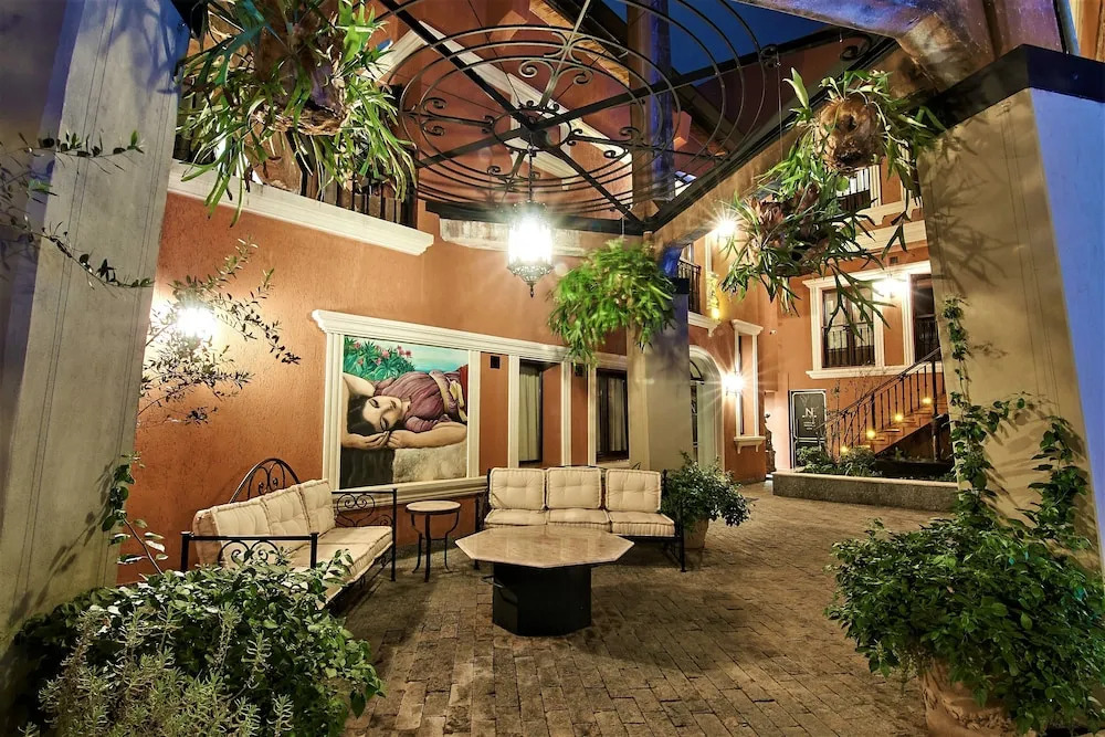 Nino Hotel Boutique