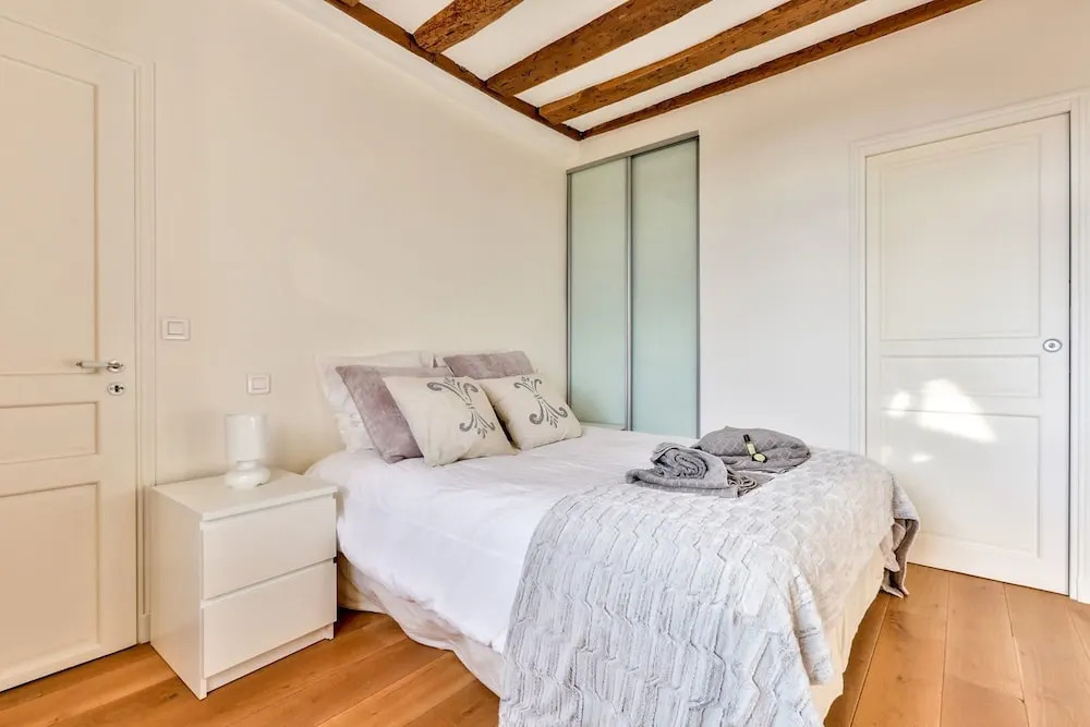 Luxury apartment - Place des Victoires