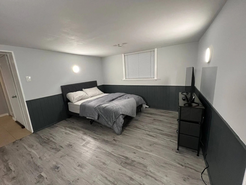 Prime Location Studio With Separate Amenities
