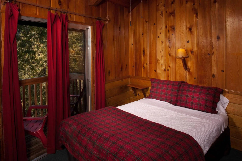Idyllwild Bunkhouse
