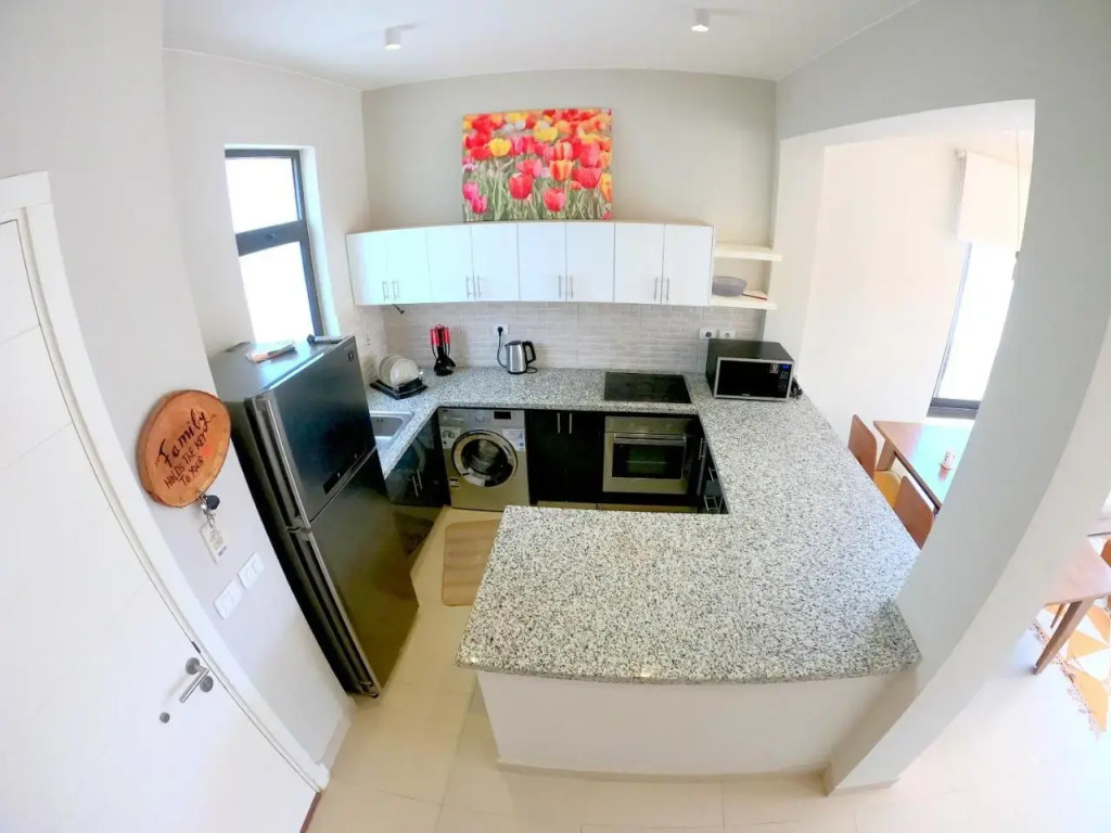 Luxury 3 bedrooms town house