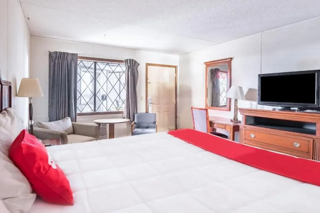 OYO Hotel Windmill Branson