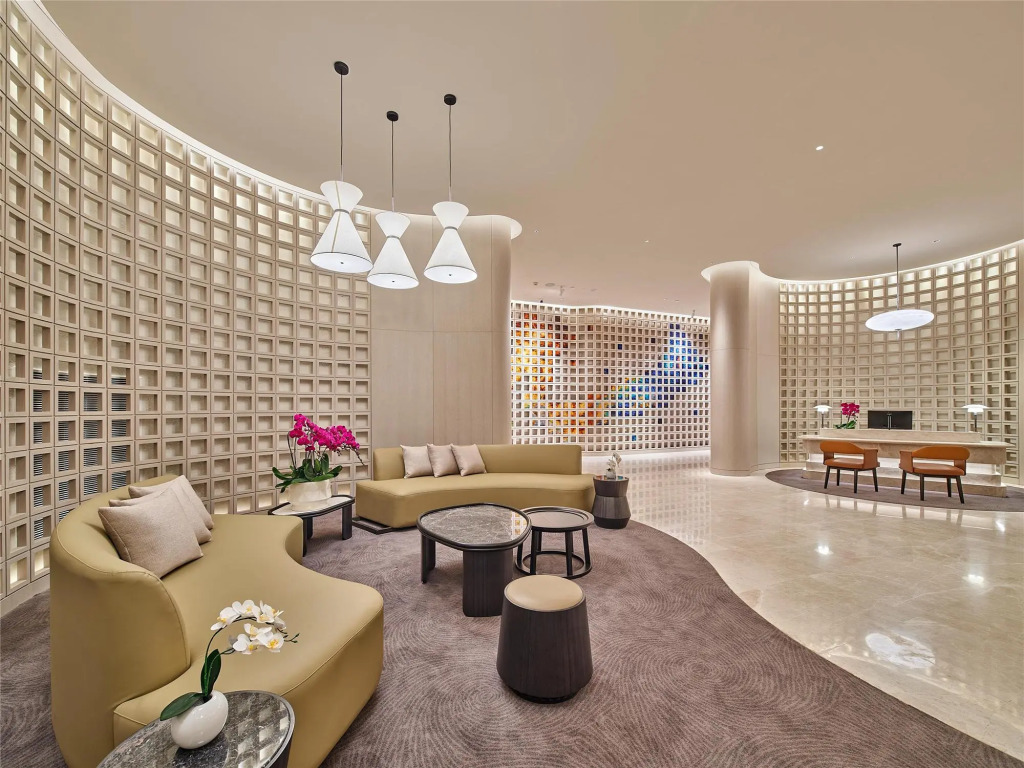 The Reserve Hotel Luoyang, Curio Collection By Hilton
