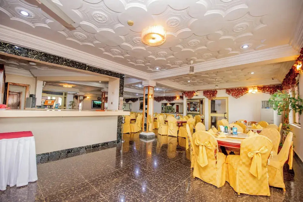 Mac-Dic Royal Plaza Hotel