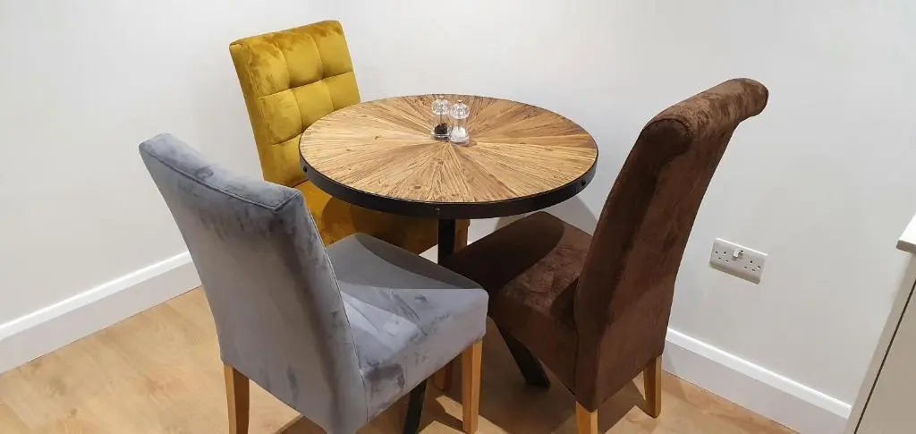 Garland Stylish Apartment 2 In Greater London