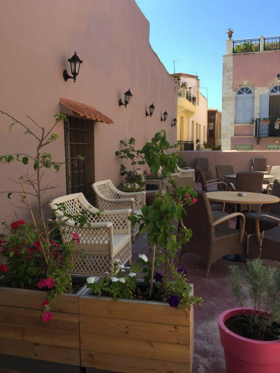 Civitas Suites Hotel