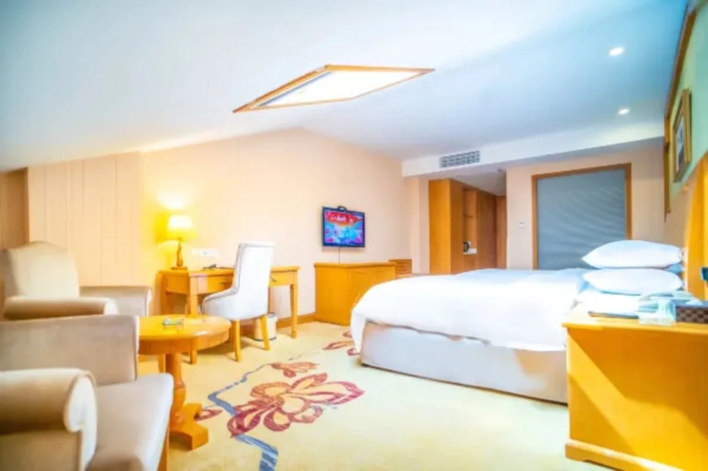 Vienna International Hotel Lijiang Yuxue Avenue