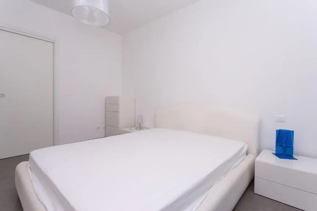 S18 - Sirolo, Nuovissimo Trilocale in Pietra Con Giardino Dx