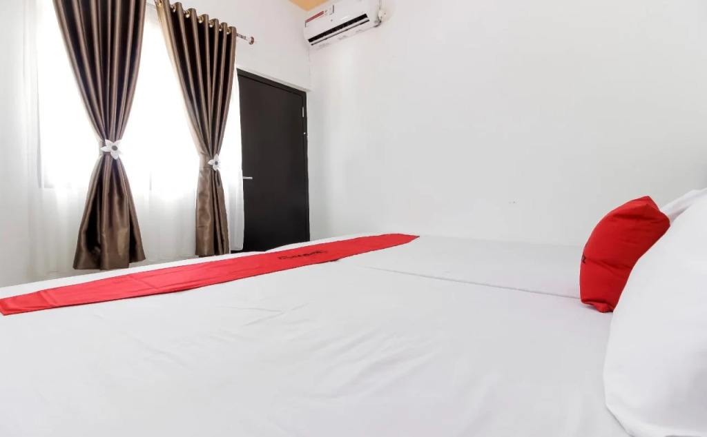 RedDoorz near Sam Ratulangi Airport Manado