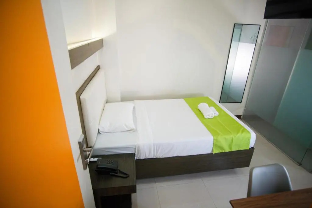 Benrose Hotel