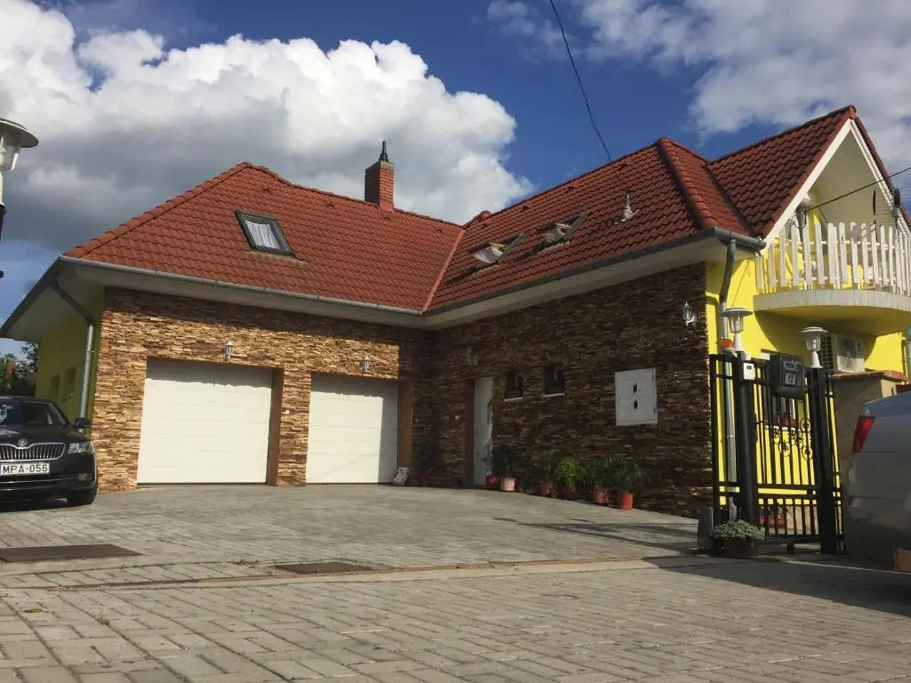 Csikós Apartman