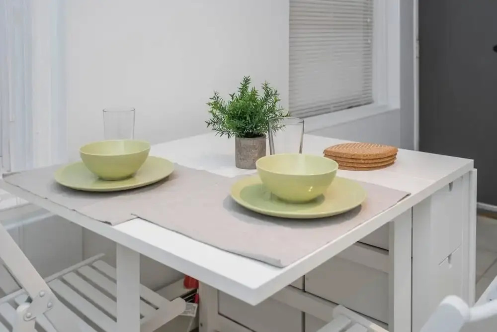 City Center!!! - Gorgeous Apartment With Deck