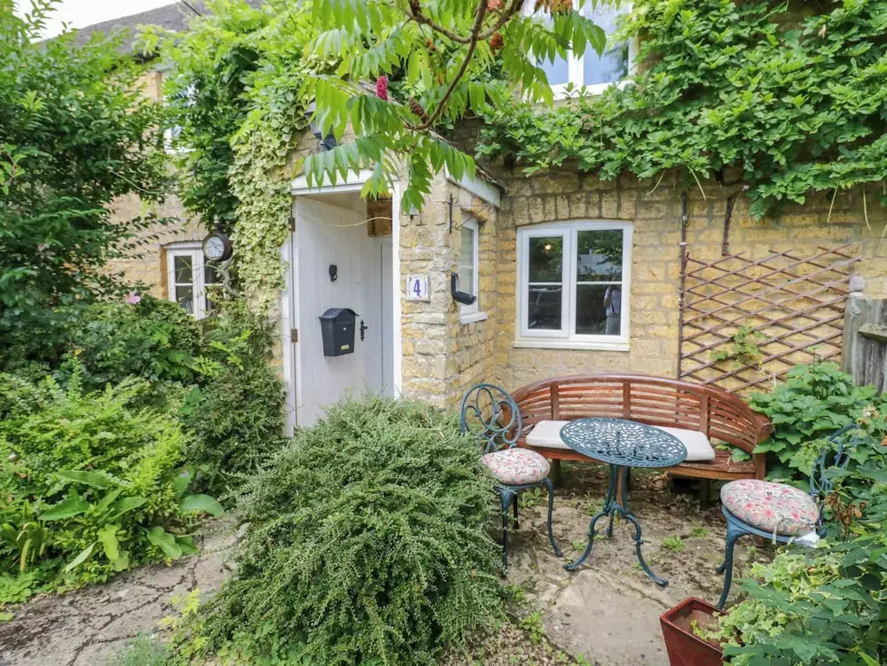 4 Lansdown Cottages