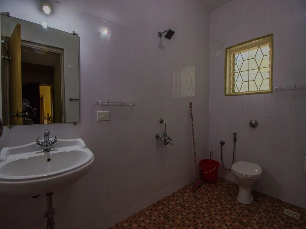 OYO 12865 Home Exquisite 3BHK Betalbatim
