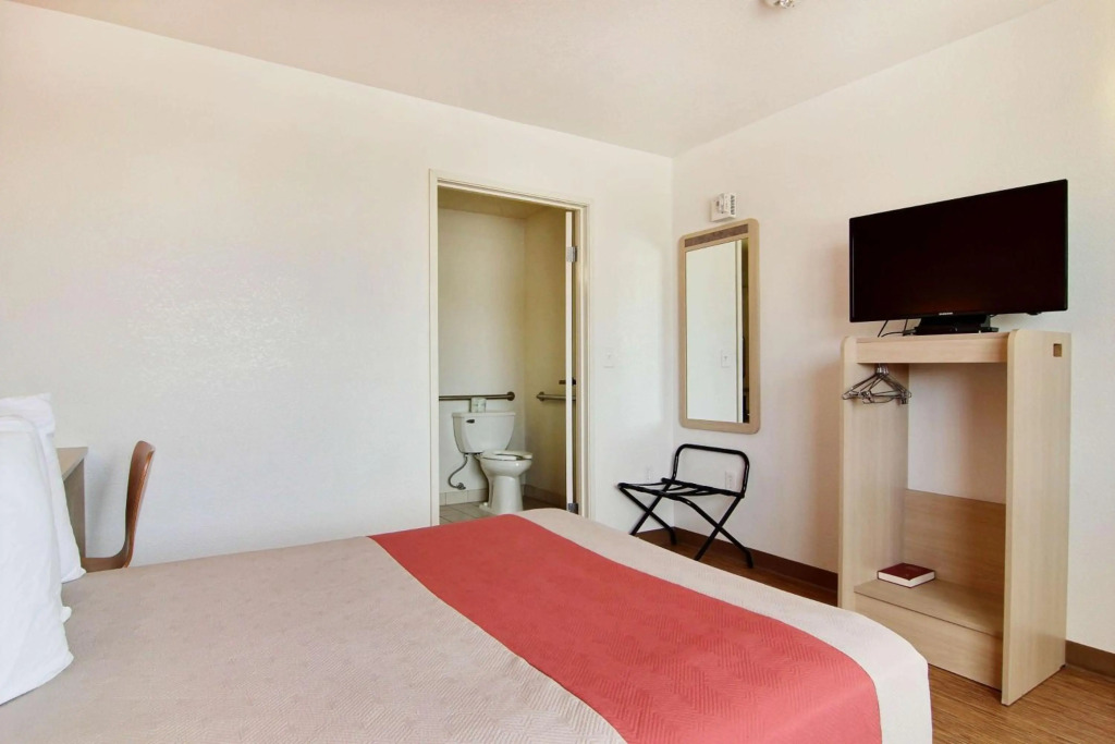 Motel 6-Fort Stockton, TX
