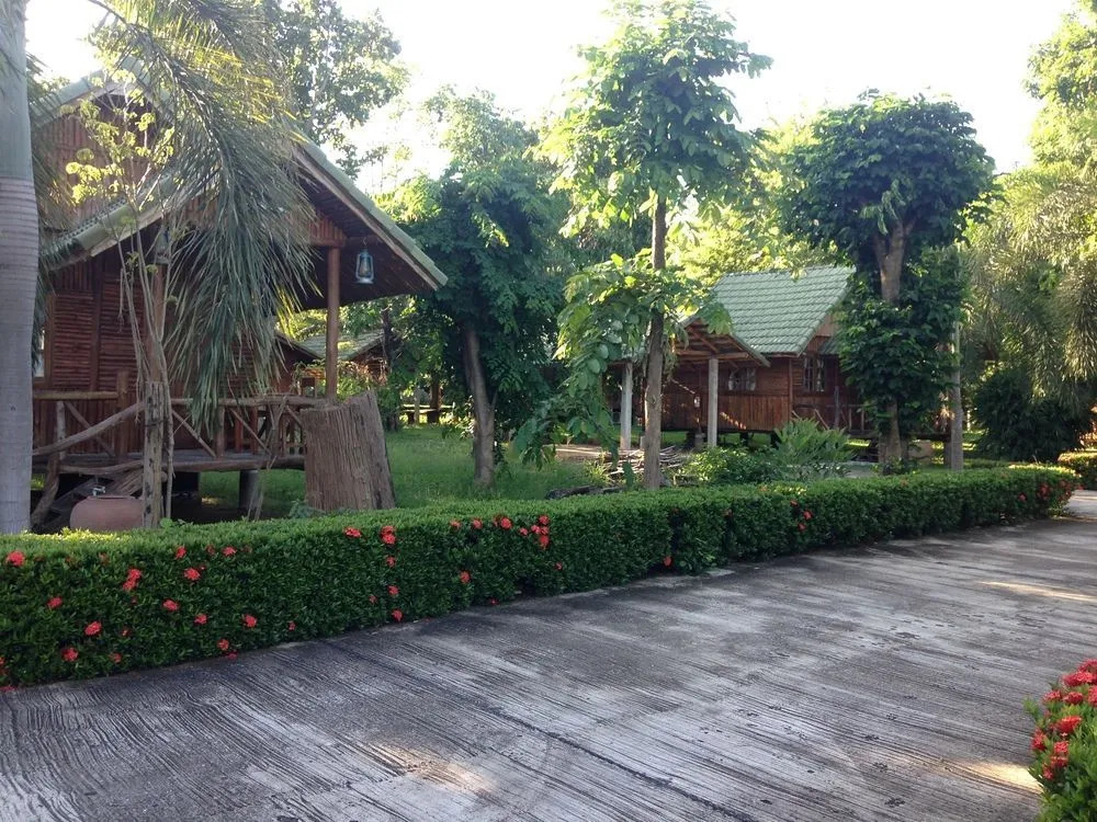 Sakthong Resort