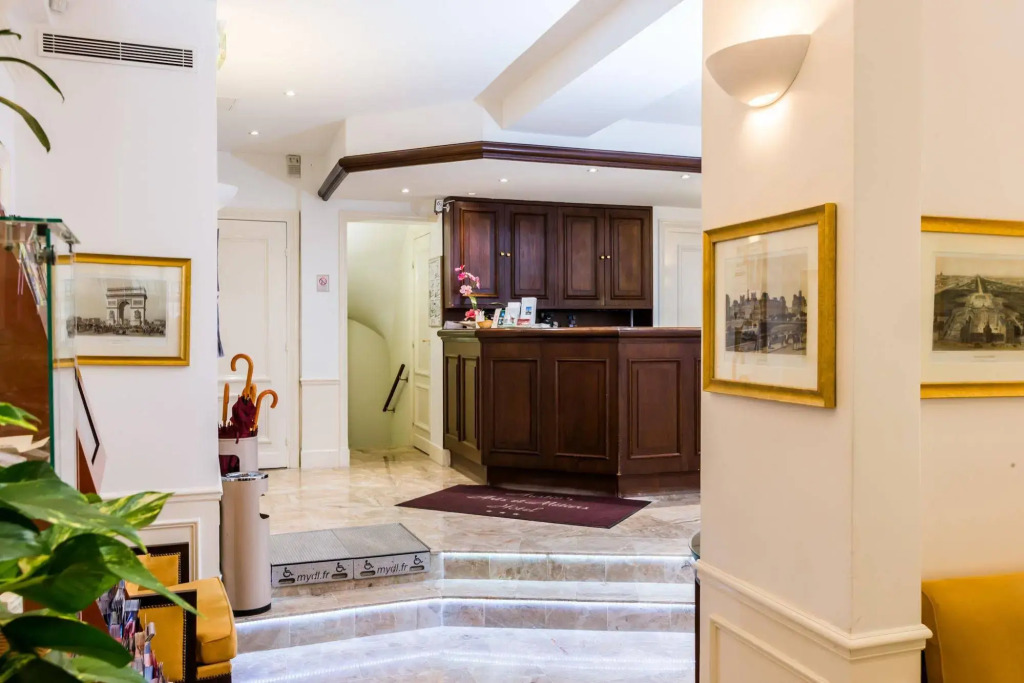 Austins Arts Et Metiers Hotel
