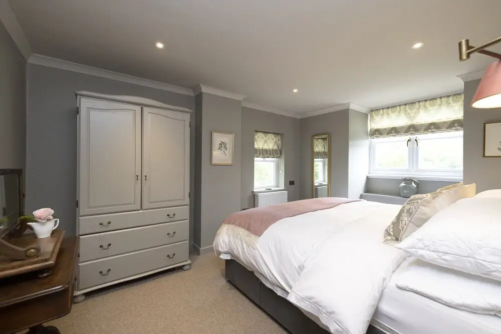 JOIVY Exceptional Cottage W/ Stunning Country Views