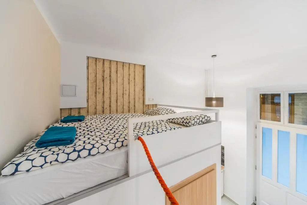 Astoria Airconed 1 Bedroom Apartment