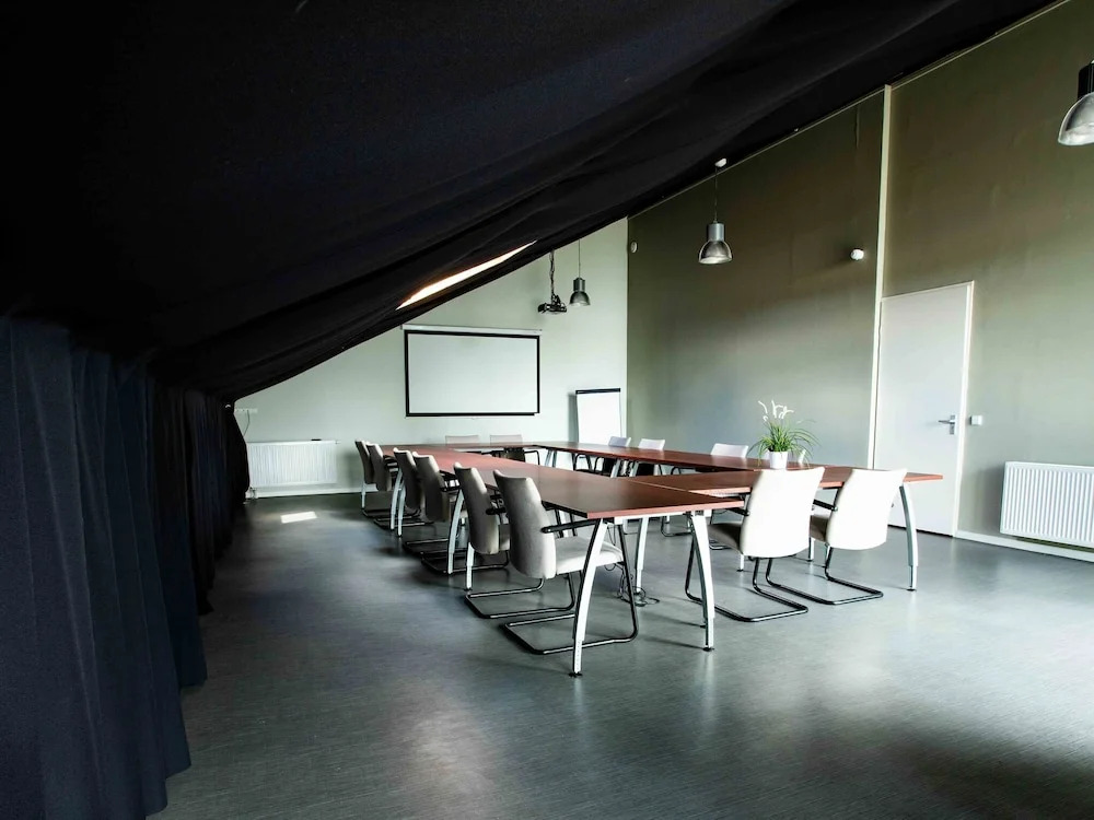 Comfortable Chalet in a Holiday Park