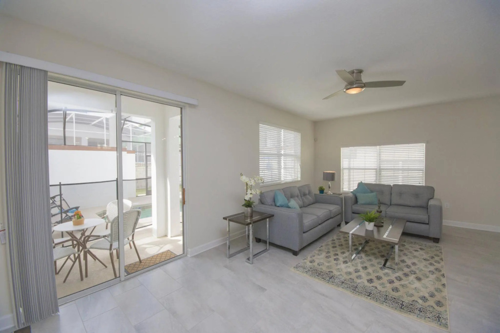Amazing 5Bdr at ChampionsGate 11 miles from Disney