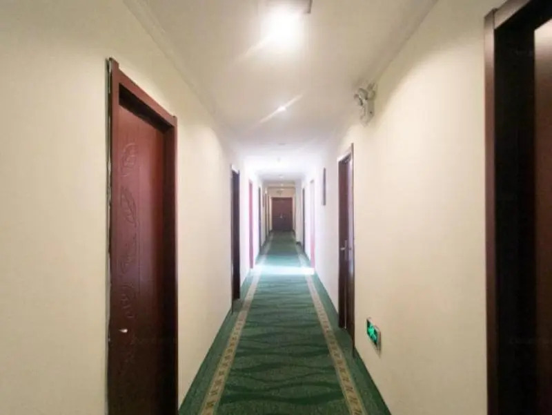 GreenTree Inn Jiangsu Suzhou Kunshan Huaqiao House