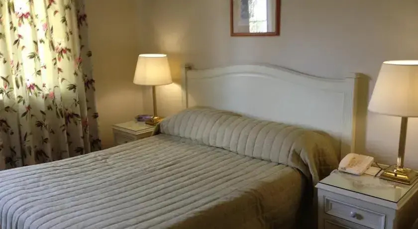 Killarney Lodge