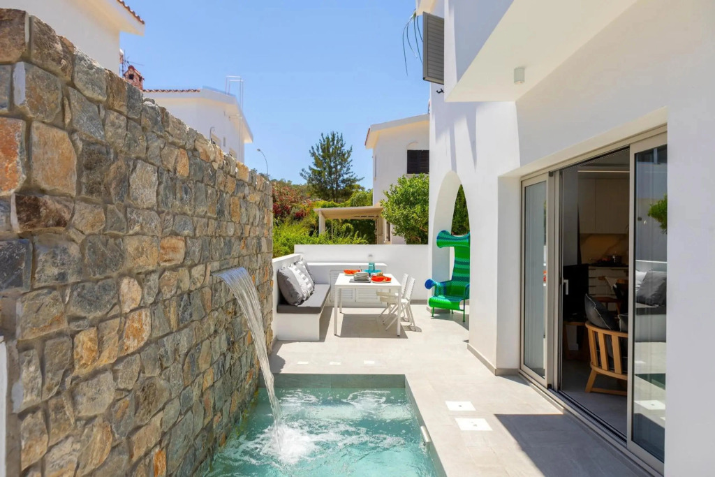 Protaras Rose By The Sea Villa