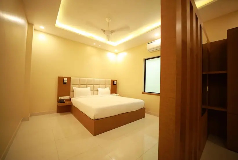 Hotel Neerja Inn