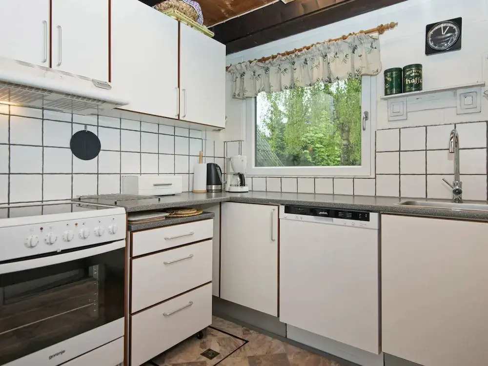 Cozy Holiday Home in Hemmet near Sea