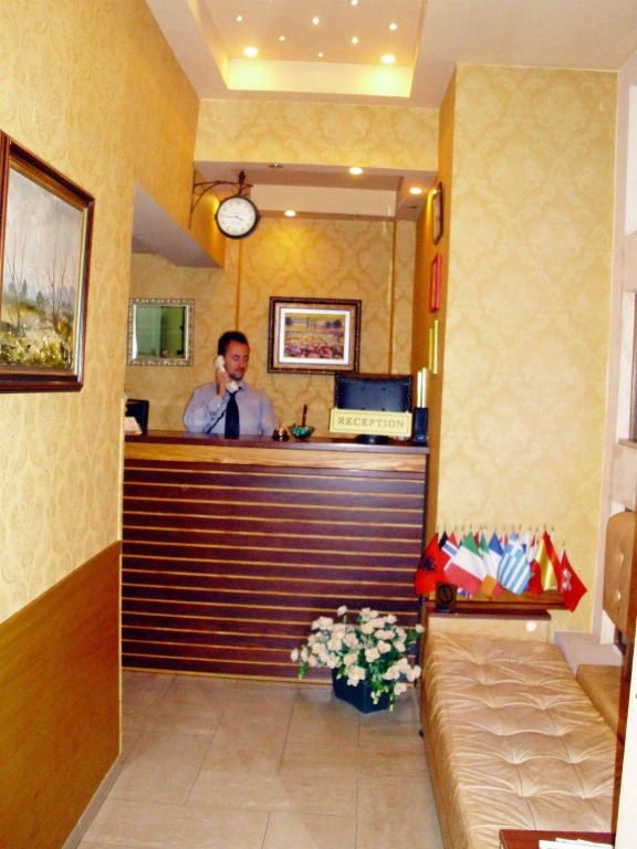 Hotel Stela Center