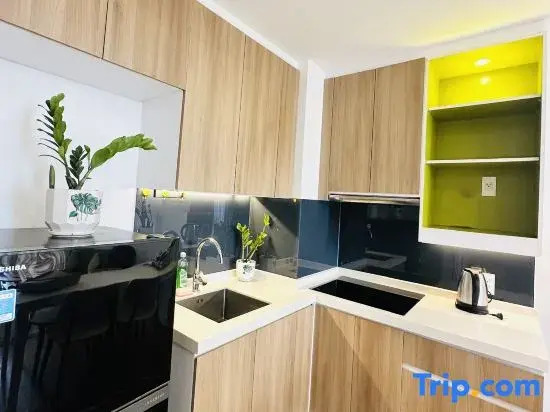 Republic Airport Luxury 2BR | Pool & Gym