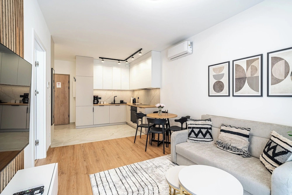 RentPlanet - Apartament Przemysłowa