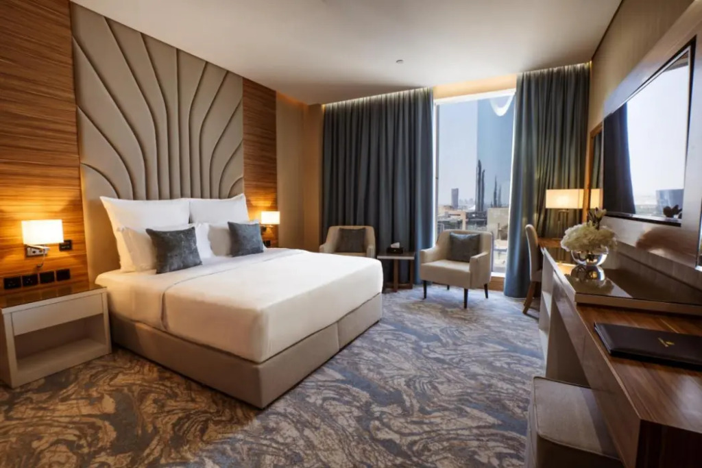 Cantonal Hotel by Warwick
