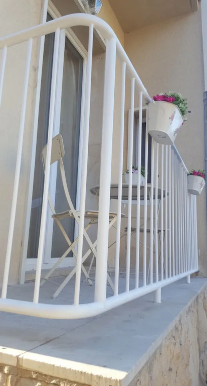 Dafni - Shabby Chic Guesthouse