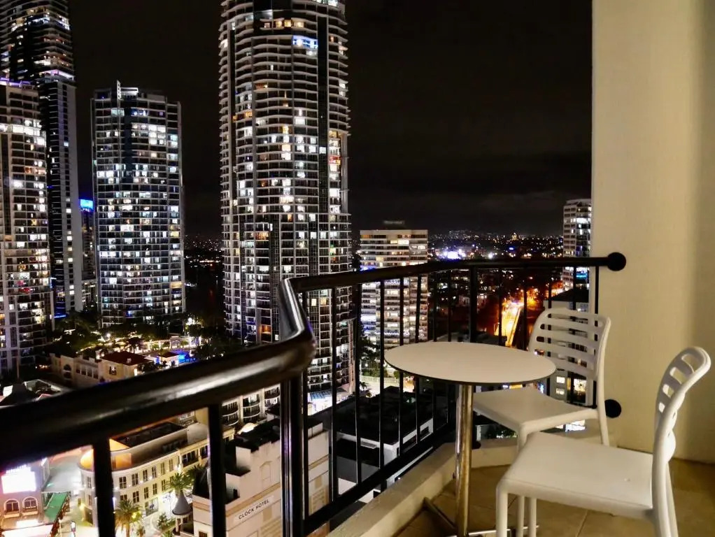 Fab studio in heart of Surfers Paradise! FREE WIFI and FREE PARKING!