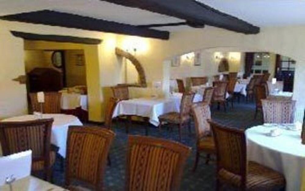 Cedar Tree Hotel